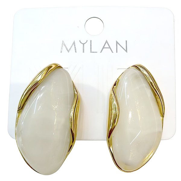 Earring E06