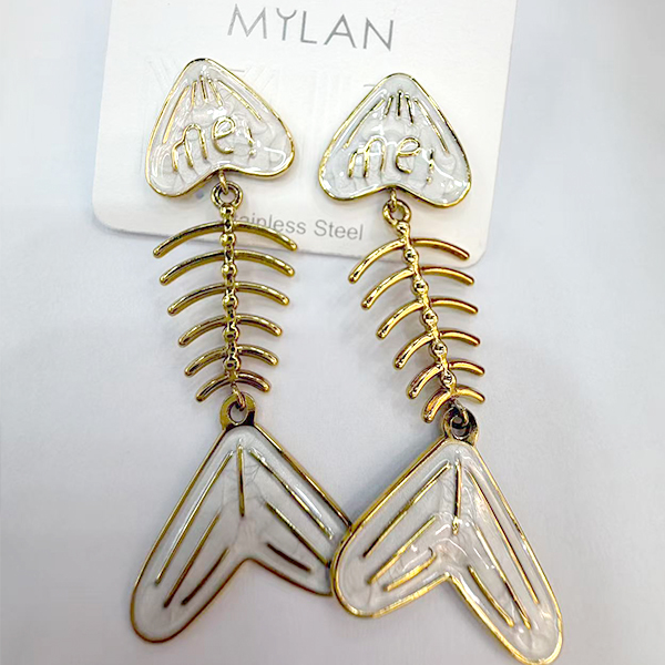 Earrings E38