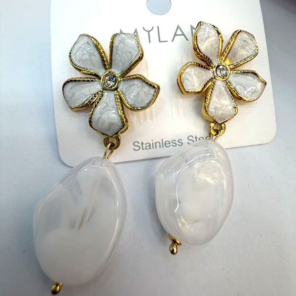 Earrings E53