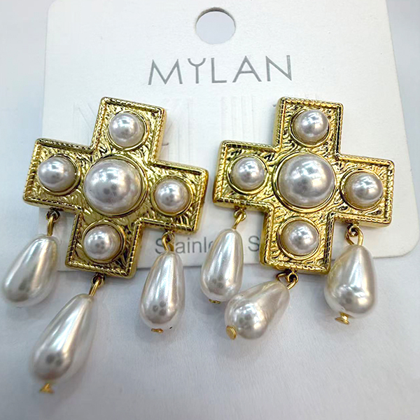 Earrings E54