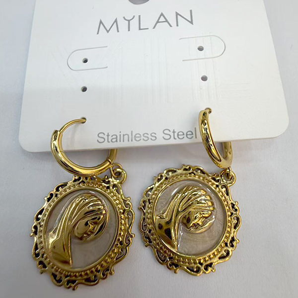 Earrings E62