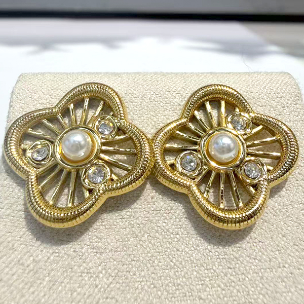 Earrings E96