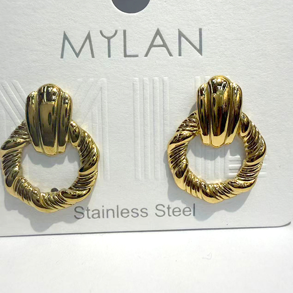 Earrings E109